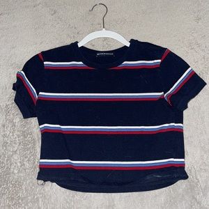 Brandy Melville cropped top